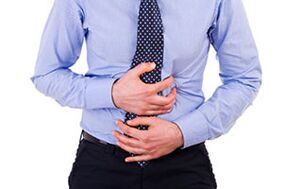 อาการปวดท้องของผู้ชายเป็นเหตุผลที่ต้องคิดถึงการมีปรสิตในร่างกาย